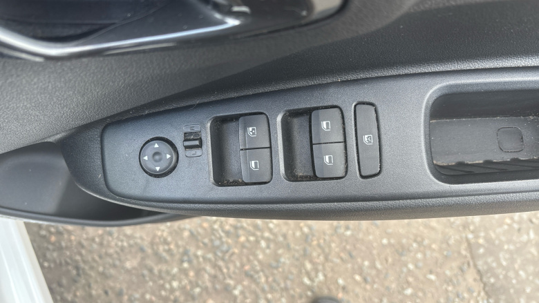 Hyundai i10 1.0 Advance 5dr Petrol Hatchback